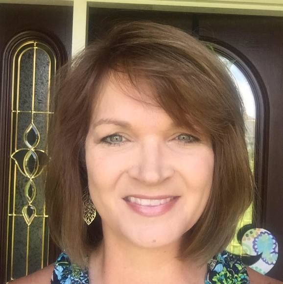 Poshmark profile picture for @eking